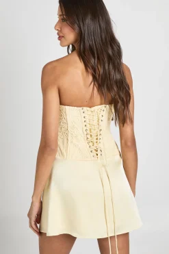 Robe Courte Drapée Corset En Dentelle Florale Transparente Texturée