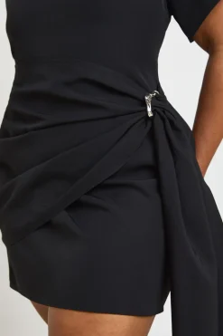 Robe Courte À Détail Drapé Avec Épaulettes Et Ornement Plus
