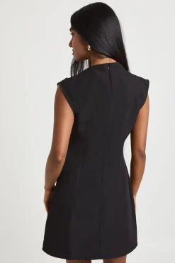 boohoo Robe Courte À Encolure Asymétrique Avec Garniture Dorée<Femme Tailleurs|Robes