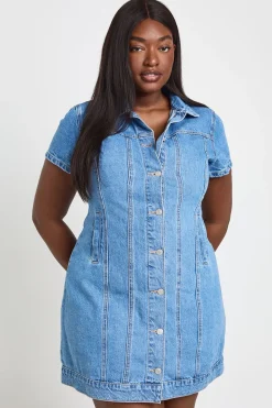 Robe Courte En Denim À Manches Courtes D'inspiration Western