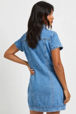 boohoo Robe Courte En Denim Western À Manches Courtes Petite<Femme Denim|Denim