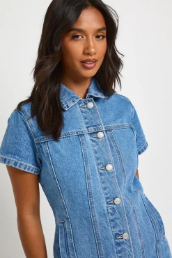 boohoo Robe Courte En Denim Western À Manches Courtes Petite<Femme Denim|Denim