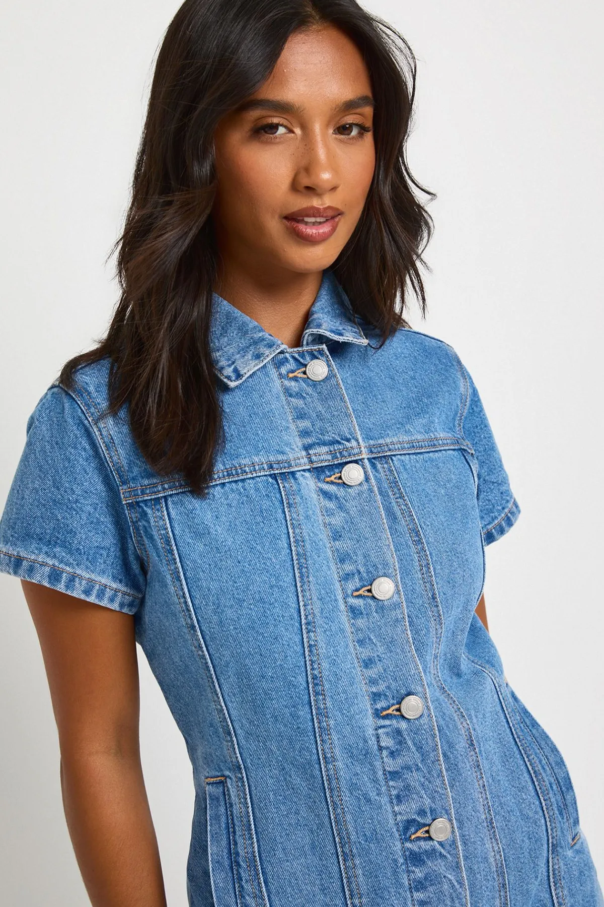 boohoo Robe Courte En Denim Western À Manches Courtes Petite<Femme Denim|Denim