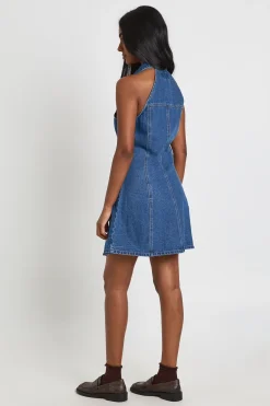 boohoo Robe Courte En Jean Cintrée À Encolure Américaine Et Boutonnage Devant<Femme Denim|Denim