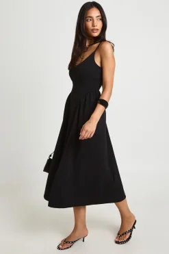 Robe Courte En Jersey Crêpe À Bretelles Et Jupe Ample