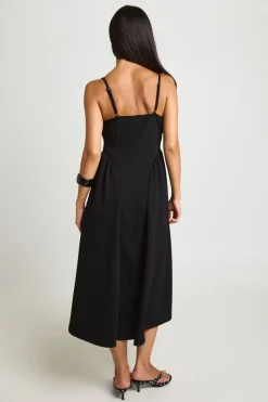 Robe Courte En Jersey Crêpe À Bretelles Et Jupe Ample