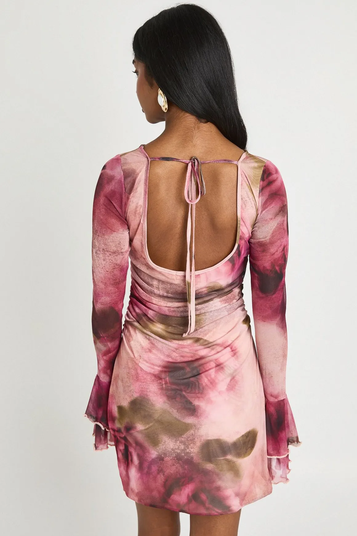 Robe Courte En Maille À Imprimé Floral Flou Et Manches Évasées