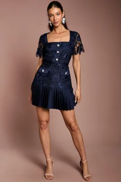 Coast Robe Courte En Satin Et Dentelle À Encolure Carrée Et Boutons Perles<Femme Satin Et Dentelle|Robes