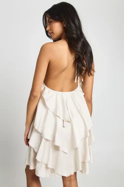 Robe Courte En Satin À Volants Avec Encolure Licou