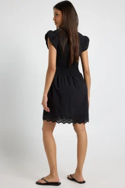 Robe Courte Froncée Avec Ourlet Broderie Anglaise