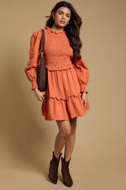Robe Courte Froncée À Volants Pour Petite Taille