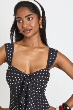 Robe Courte À Godets Et Pois