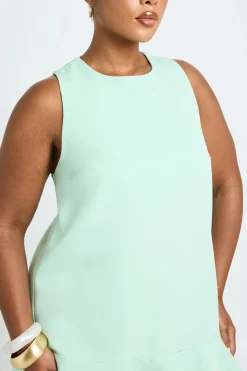 boohoo Robe Courte Grande Taille À Encolure Dos Nageur Et Ourlet À Volant<Femme Robes Courtes|Robes