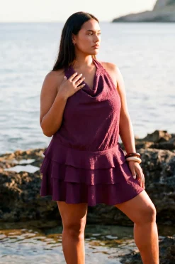 Robe Courte Grande Taille À Volants Et Col Licou