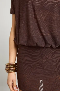 boohoo Robe Courte À Haut Blouson Encolure Asymétrique Motif Zèbre Dévoré<Femme Looks Chocolat|Robes T-Shirt