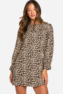 Robe Courte À Imprimé Léopard Avec Col Détaillé Et Manches Volumineuses