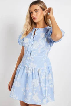 Robe Courte À Manches Bouffantes Avec Détail Boutonné Et Nœud Devant