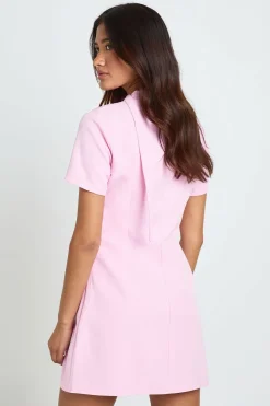 Robe Courte À Manches Courtes Avec Détail Foulard