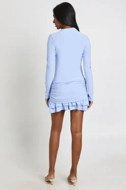 Robe Courte À Manches Longues Avec Drapé Devant