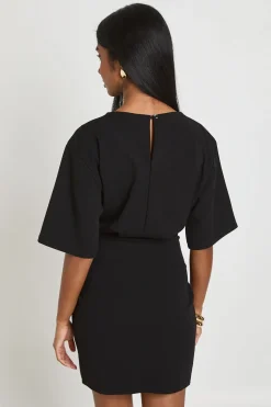 boohoo Robe Courte À Manches Mi-longues En Crêpe Jersey<Femme Robes Moulantes|Robes