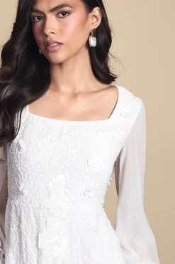 Robe Courte À Manches Ornées De Nœuds
