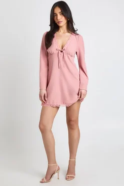 Robe Courte À Manches Évasées Avec Bordure En Dentelle