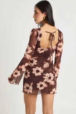 boohoo Robe Courte À Manches Évasées En Mesh Fleuri<Femme Looks Chocolat|Robes Patineuses