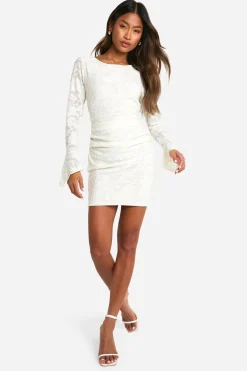 Robe Courte À Manches Évasées Et Motif Floral Jacquard