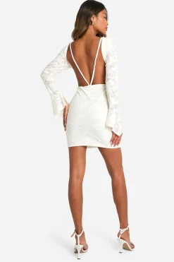 Robe Courte À Manches Évasées Et Motif Floral Jacquard