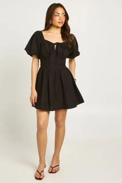 boohoo Robe Courte À Manches Volumineuses Effet Lin<Femme Robes Patineuses|Robes