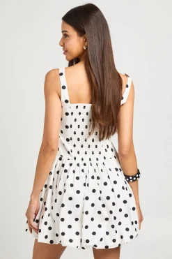 Robe Courte À Ourlet Bouffant À Pois