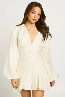 boohoo Robe Courte À Ourlet Tombant Et Manches Volumineuses Texturées<Femme Robes Patineuses|Robes À Manches Longues