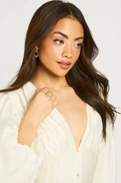 boohoo Robe Courte À Ourlet Tombant Et Manches Volumineuses Texturées<Femme Robes Patineuses|Robes À Manches Longues
