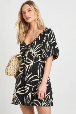 boohoo Robe Courte Petite À Manches Volumineuses Et Imprimé Floral Texturé<Femme Toutes Les Robes|Robes