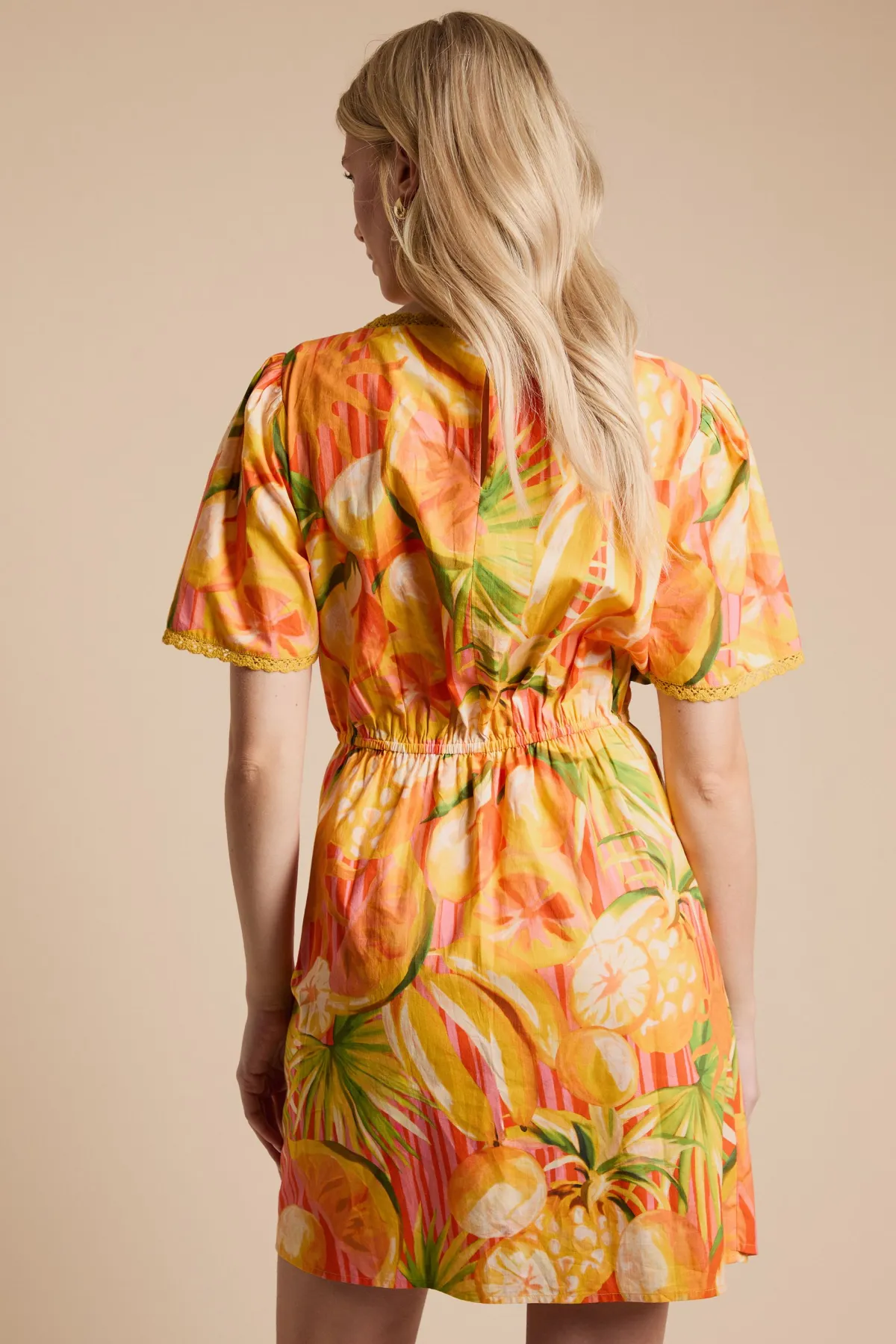 Dorothy Perkins Robe Courte Portefeuille En Popeline Imprimée À Motif Fruits Avec Finitions Dentelle<Femme Toutes Les Robes|Satin Et Dentelle
