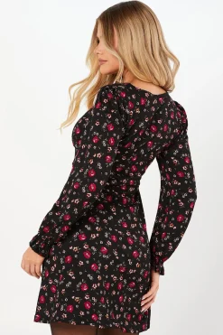 Robe Courte Rose à Manches Longues Motif Fleuri