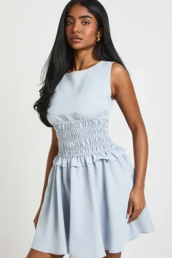 Robe Courte Sans Manches Avec Taille Froncée