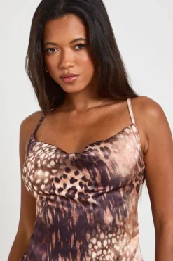 boohoo Robe Courte Satinée À Col Bénitier Imprimé Animal Tonal<Femme Satin Et Dentelle|Robes