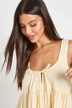 Robe Courte Smock Avec Détail Nœud Devant