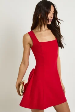 Robe Courte Taille Haute À Encolure Carrée Et Jupe Ample