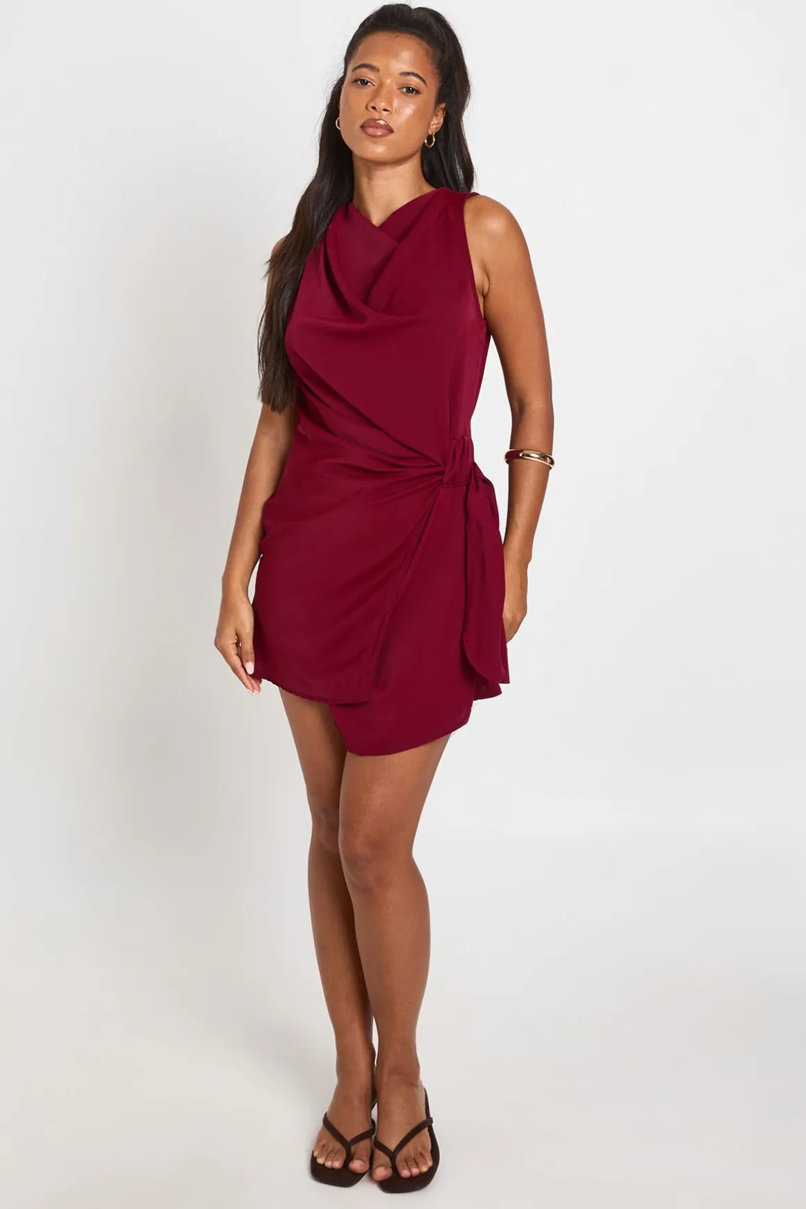 Robe Courte Tissée À Col Bénitier Avec Drapé Latéral