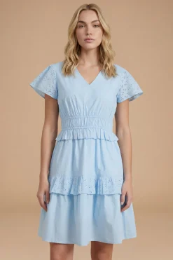 Robe Courte À Volants Broderie Anglaise Et Manches À Volant Étagée