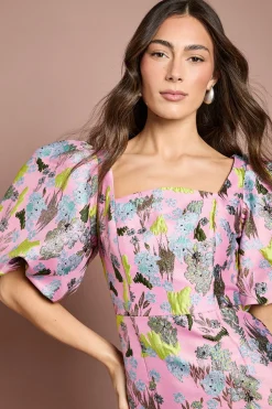 Robe Crayon À Col Carré Et Manches Bouffantes En Jacquard
