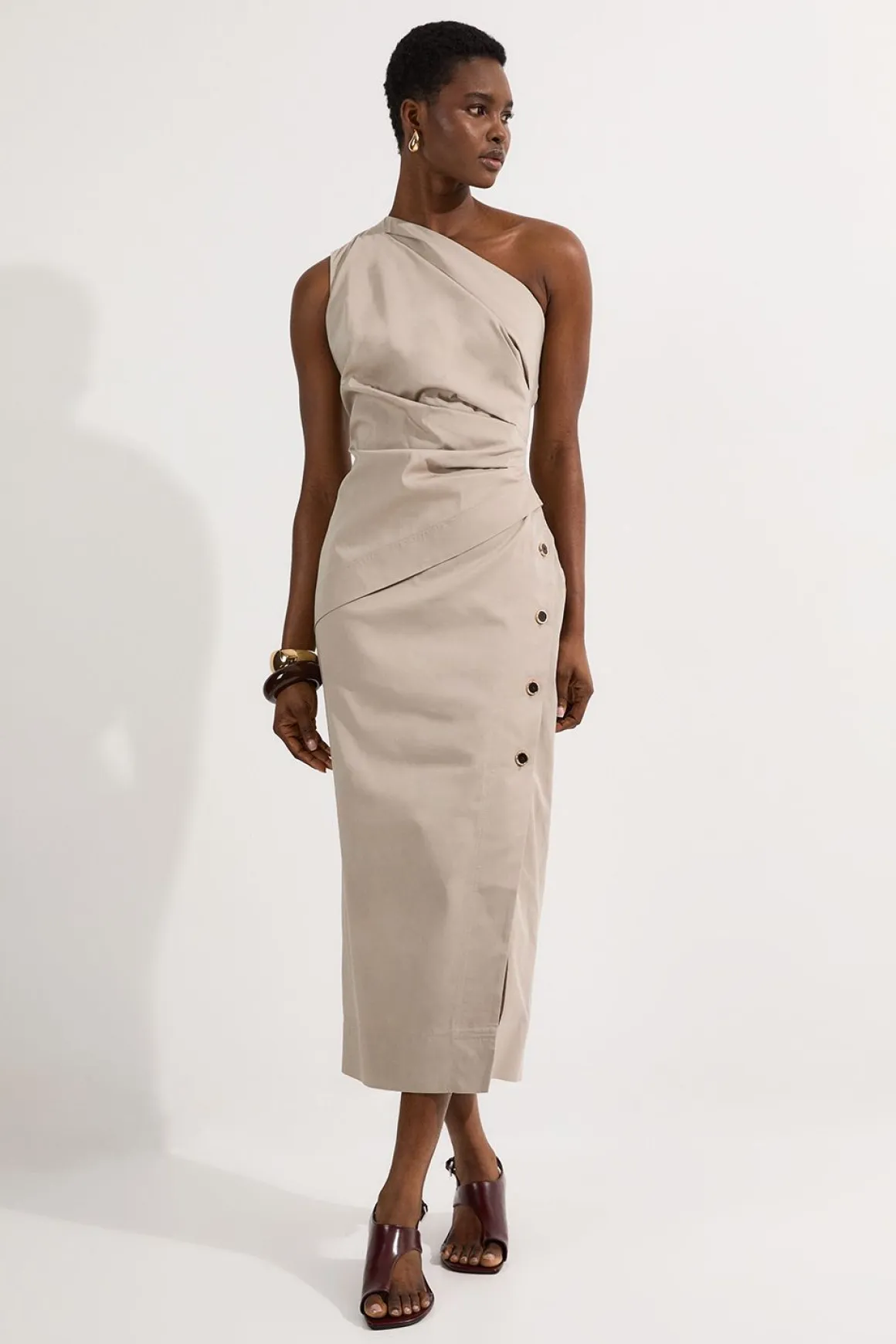 Robe crayon à drapé asymétrique en coton poli sur mesure