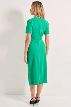 Robe Crayon à Détail Décolleté Goutte d'Eau et Fronces Latérales