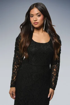 Robe Crayon en Dentelle à Col Rond Petite DP Luxe
