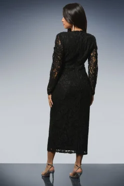 Robe Crayon en Dentelle à Col Rond Petite DP Luxe