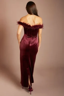 Robe Crayon En Velours Bardot À Encolure Ornée De Plumes