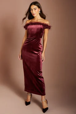 Robe Crayon En Velours Bardot À Encolure Ornée De Plumes
