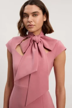 Robe Crayon Mi-Longue Ajustée à Col Nœud Papillon en Stretch Compact Petite Taille